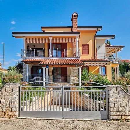 Haus Ana Poreč Exterior foto