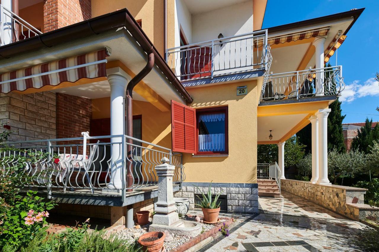 Haus Ana Poreč Exterior foto