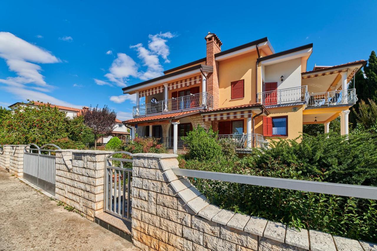 Haus Ana Poreč Exterior foto